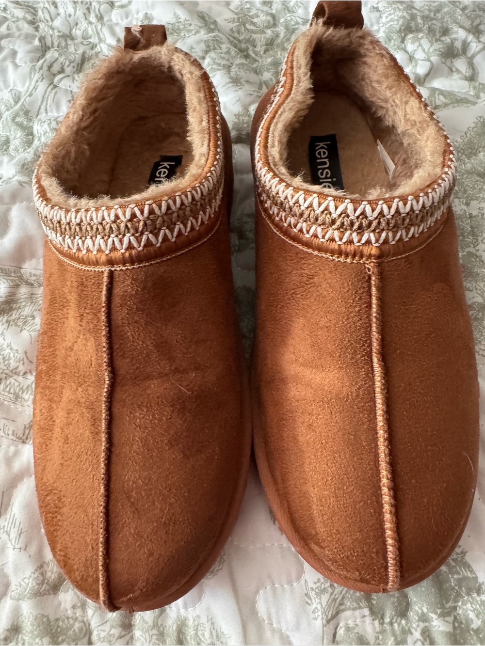 Kensie Women's Chestnut Brown Faux Shearling Lined Slippers